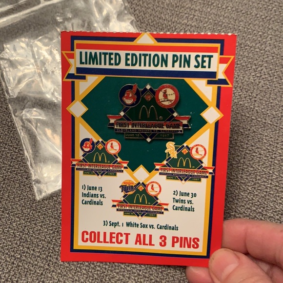 Collectors Pin McDonald’s 1997 First Interleague Game Cleveland vs Cardinals - Picture 2 of 8